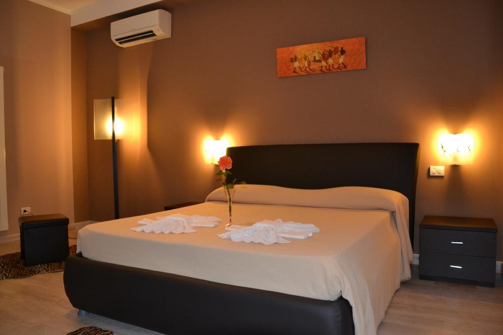 Fly In The World B&B Fiumicino Room photo