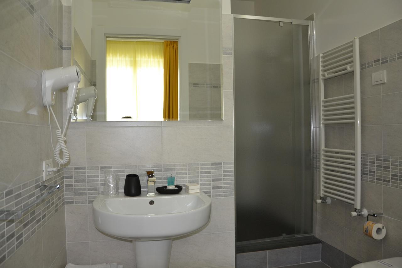 Fly In The World B&B Fiumicino Exterior photo
