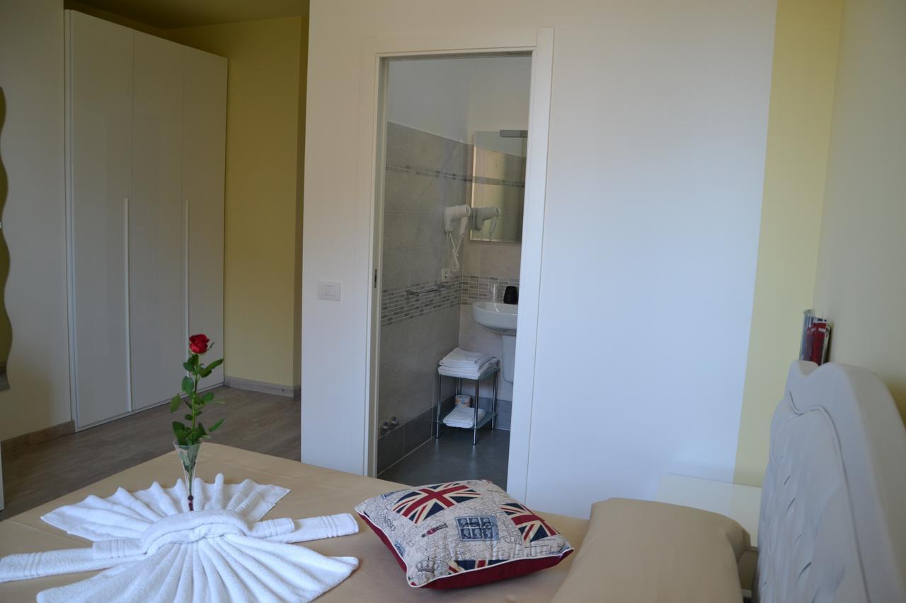 Fly In The World B&B Fiumicino Exterior photo